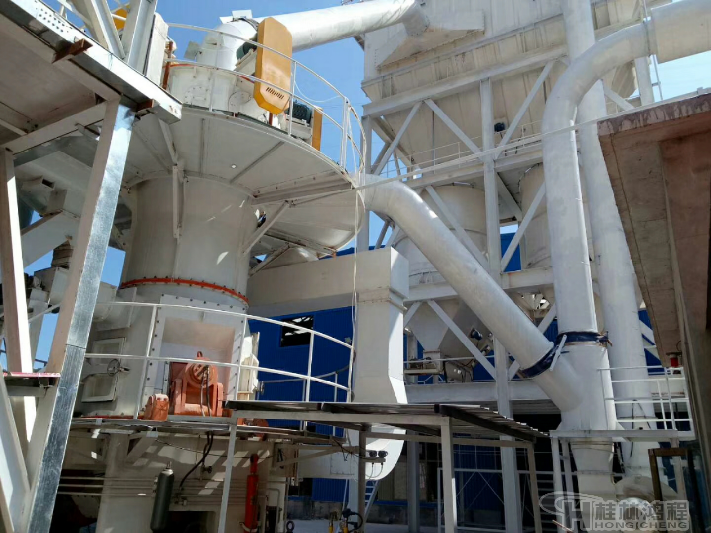 石灰粉超细磨粉机HLMX立磨