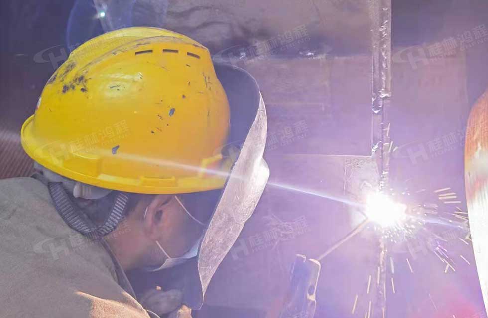 共抗疫情 服务不停|致敬桂林鸿程最美“先锋者” 共抗疫情 服务不停|致敬桂林鸿程最美“先锋者”