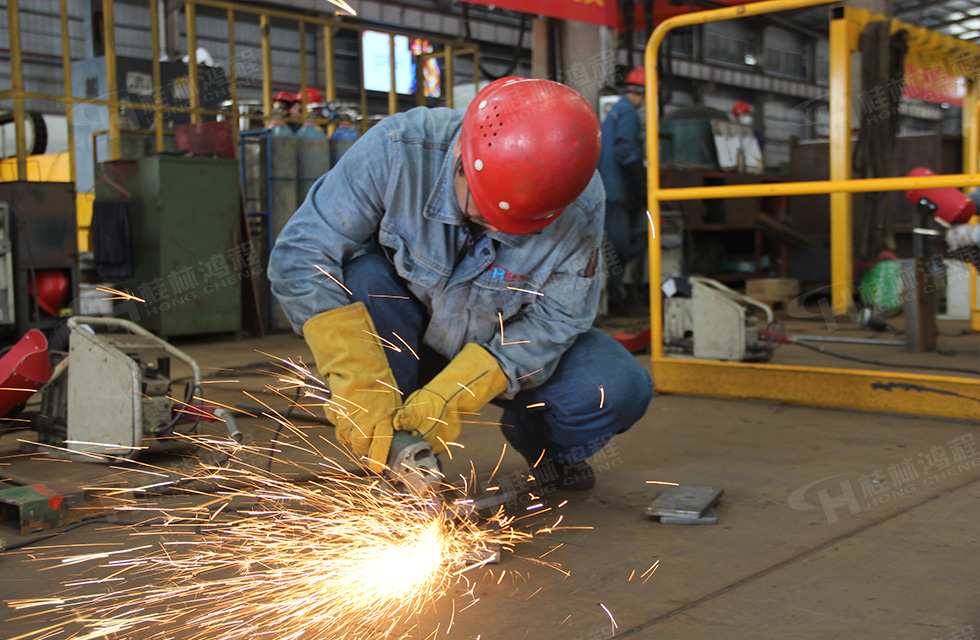 扬技能长剑,造鸿程精品|2022年临桂区职工劳动技能竞赛在桂林鸿程举办 扬技能长剑,造鸿程精品|2022年临桂区职工劳动技能竞赛在桂林鸿程举办