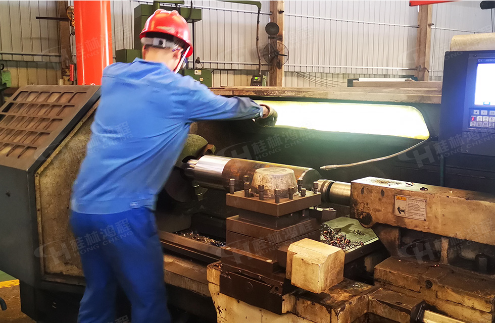 扬技能长剑,造鸿程精品|2022年临桂区职工劳动技能竞赛在桂林鸿程举办 扬技能长剑,造鸿程精品|2022年临桂区职工劳动技能竞赛在桂林鸿程举办