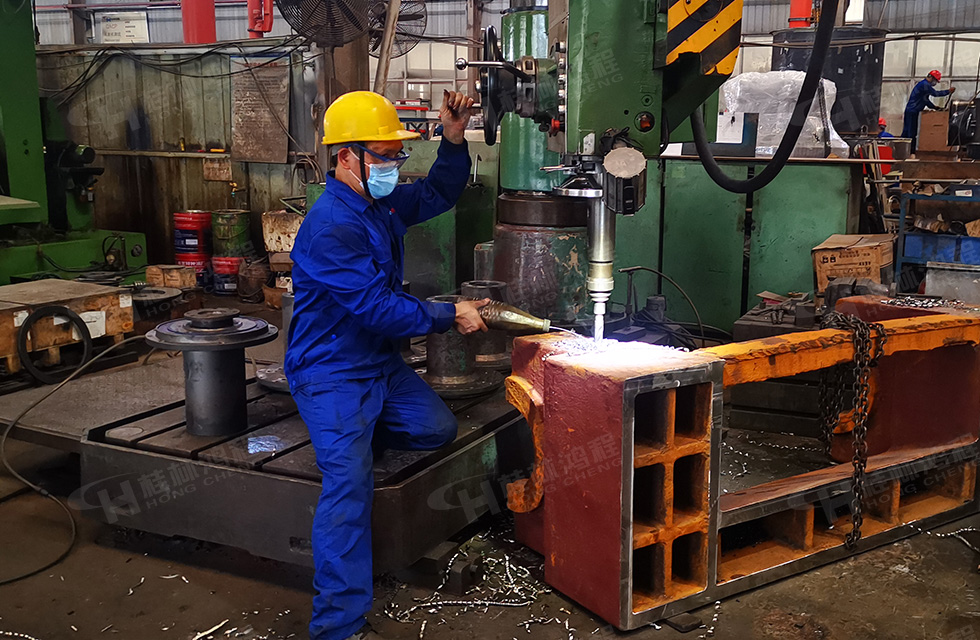 扬技能长剑,造鸿程精品|2022年临桂区职工劳动技能竞赛在桂林鸿程举办 扬技能长剑,造鸿程精品|2022年临桂区职工劳动技能竞赛在桂林鸿程举办