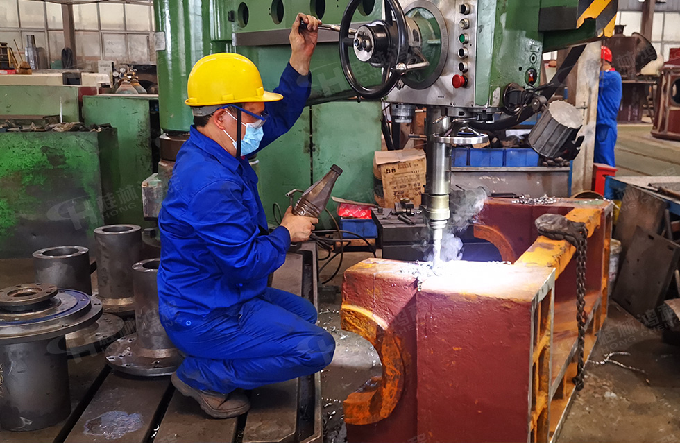 扬技能长剑,造鸿程精品|2022年临桂区职工劳动技能竞赛在桂林鸿程举办 扬技能长剑,造鸿程精品|2022年临桂区职工劳动技能竞赛在桂林鸿程举办