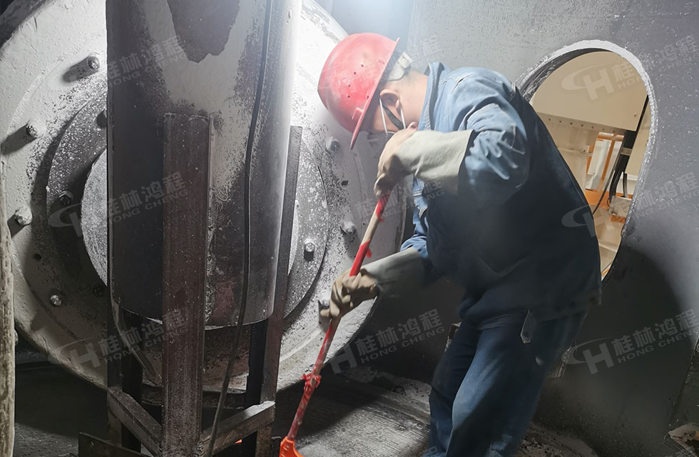 点赞!鸿程榜样!无惧炙烤,追求卓越,实现服务“超预期” 点赞!鸿程榜样!无惧炙烤,追求卓越,实现服务“超预期”